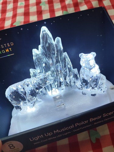 Light musical polar bear - musical,