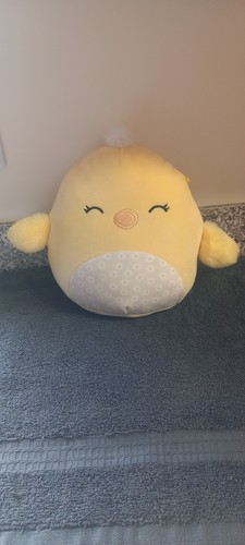 Squishmallows aimee the chick - squishmallows,
