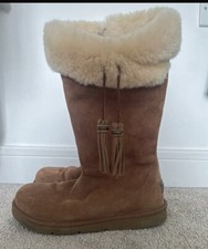 Ugg plumdale tall zip boots size 7.5 