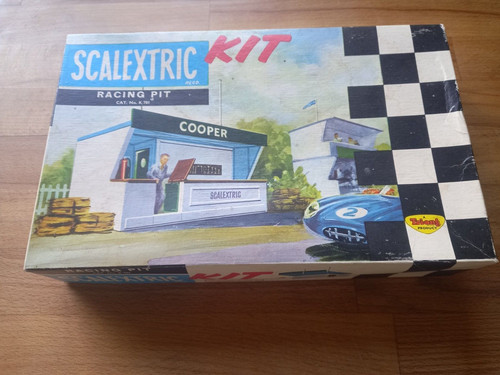 Scalextric model kit 701 - scalextric,