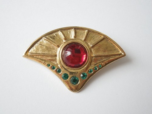 Vintage brooch gold tone - vintage,