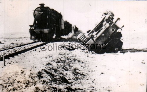 Ww2 north africa train passing - north,