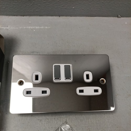 Amp wall double plug socket - 13,