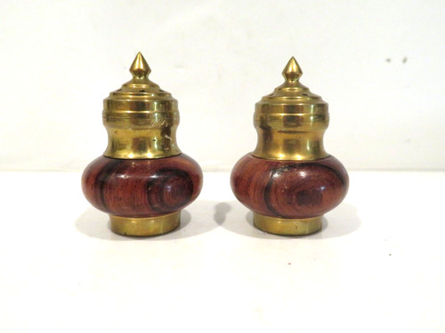 Brass and walnut - , salt