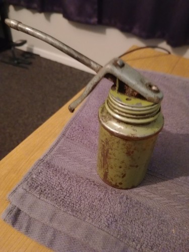 Small green oil - can, very