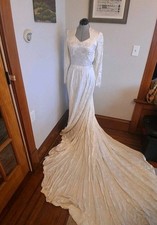 Vintage 1940s Wedding Dress