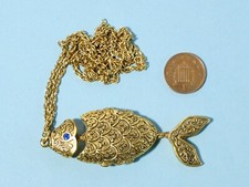 Vintage AVON ? Retro Solid Perfume Decor Articulated Fish Necklace Pendant #17