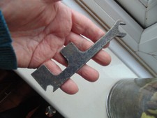 WW2 ROYAL AIR FORCE RAF OXYGEN MASK AIR OXYGEN TANK BOTTLE SPANNER FLYING GEAR