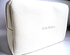 Trish McEvoy Cosmetic Toiletry Makeup Bag Brand New Cream Colour w Window Unboxd