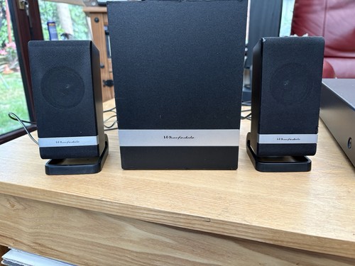 Wharfedale speaker system - ,
