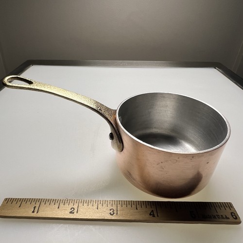 Vintage copper saucepan - copper, 3”