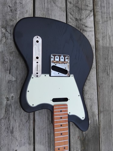 Telecaster offset body black - offset,