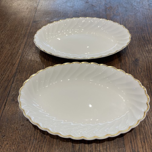 Wedgwood gold chelsea oval - 2, x