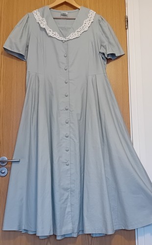 Laura ashley vintage button - vintage,