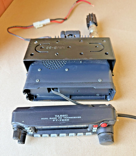 Yaesu 7900 dual band - 7900, e