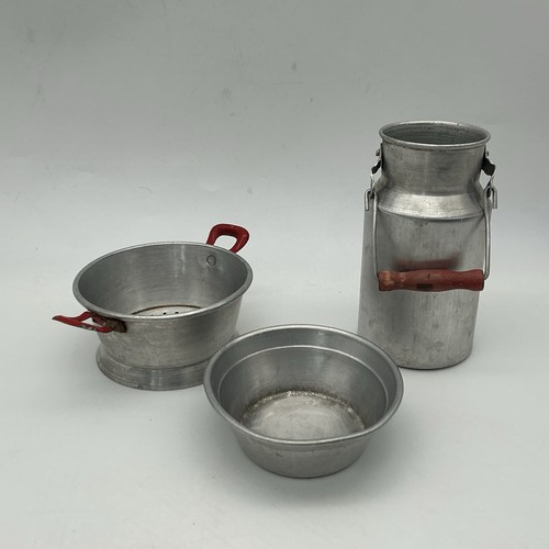 Vintage aluminium metal - metal, child