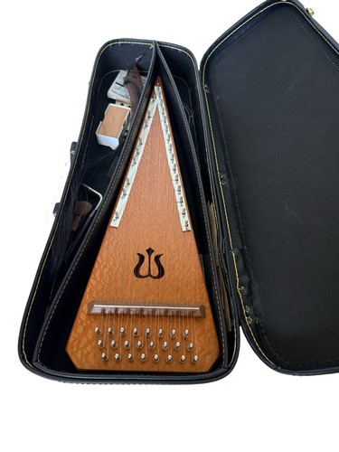 Archie smith bowed - smith, psaltery