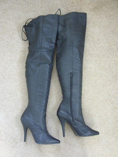 New pleaser legend - legend, 8899