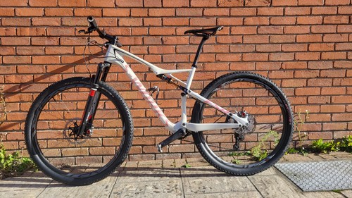 Specialized works epic 29 - specialized,