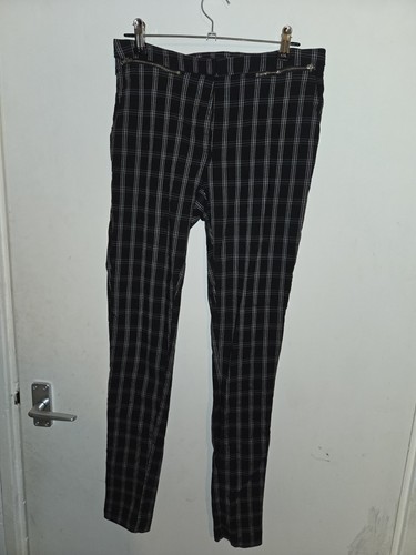 New look black and white - new,