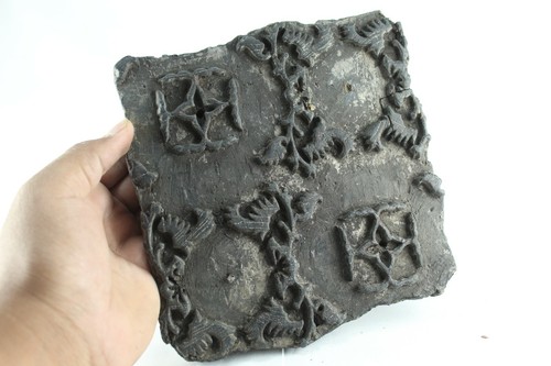 Black wood printing block - black, |