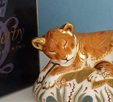 Royal Crown Derby LION CUB
