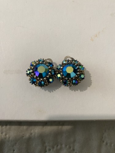 Vintage costume clip - costume, clip-on