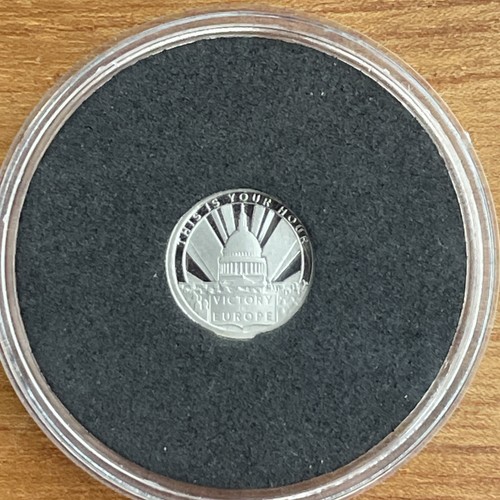 999 silver quarter sovereign - silver,