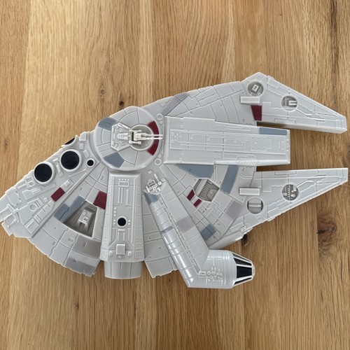 Star wars millenium falcon - wars,