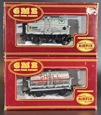 Airfix/Mainline - OO Gauge - Shell & BP Petrol Tank Wagons