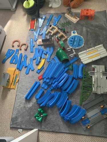 Thomas friends plastic - &,