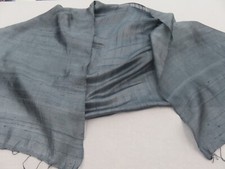 ❤️ PRETTY BLUE GREY FINE  IRIDESCENT RAW SILK XL SCARF SHAWL WRAP  SCANT FRINT