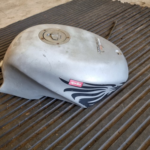 Aprilia rs125 fuel tank - rs125,