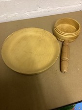 Small Wooden bowl with handle