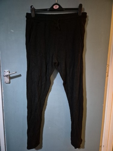 Boohoo man size - l, large