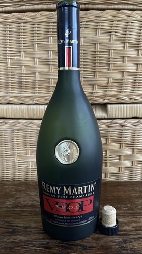 Remy martin vsop cognac - remy, empty