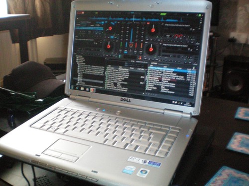 Equipment read advert - dj,