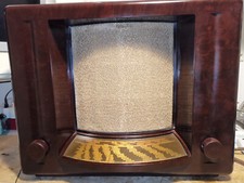 Vintage tube radio Philips