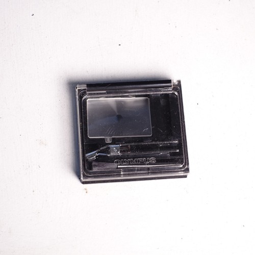 Olympus focusing screen 4 - focusing,