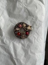 Miracle Brooch Vintage