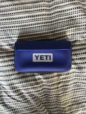 YETI Sidekick Dry 1L Blue Cooler