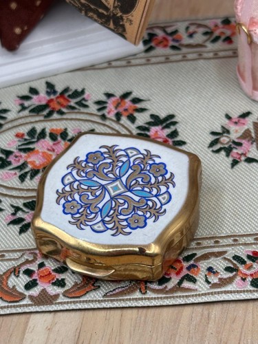 Vintage stratton blue and gold - vintage,