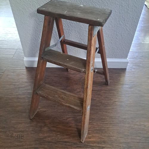 Vintage step wooden ladder - 2,