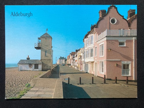 Crag path aldeburgh suffolk - crag,