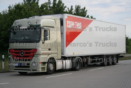 Truck photo mercedes benz - truck,