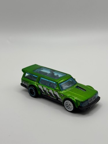 Hot wheels loose - wheels,