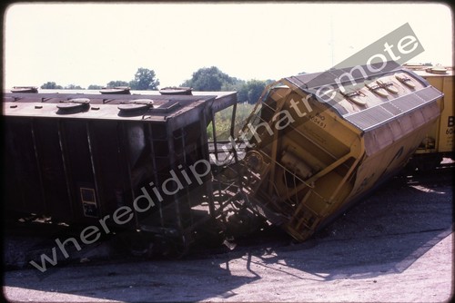 Original slide derailment - derailment, 3