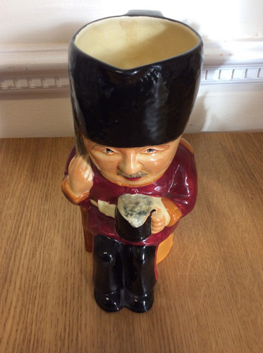 Toby jug guardsman 21cm - toby,