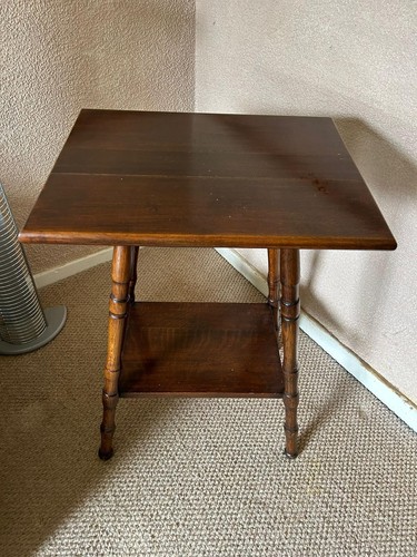Soild oak table - oak,