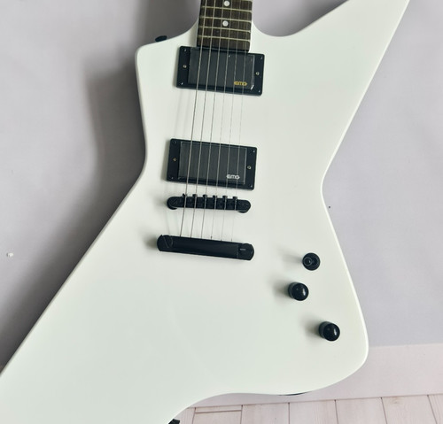 White explorer style electric - white,